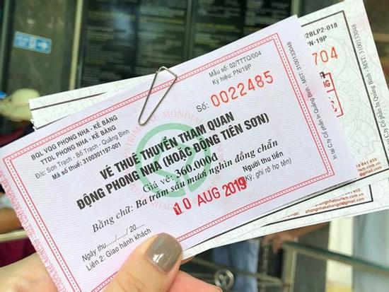 Du khách bức xúc vì giá vé vào động Phong Nha - Kẻ Bàng không rõ ràng