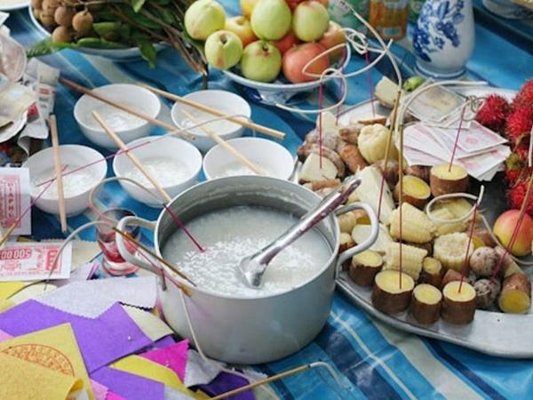 Rằm tháng 7: Muốn may mắn gõ cửa, tiền bạc ập vào nhà ào ào gia chủ hãy đặt ngay thứ này lên bàn thờ-1