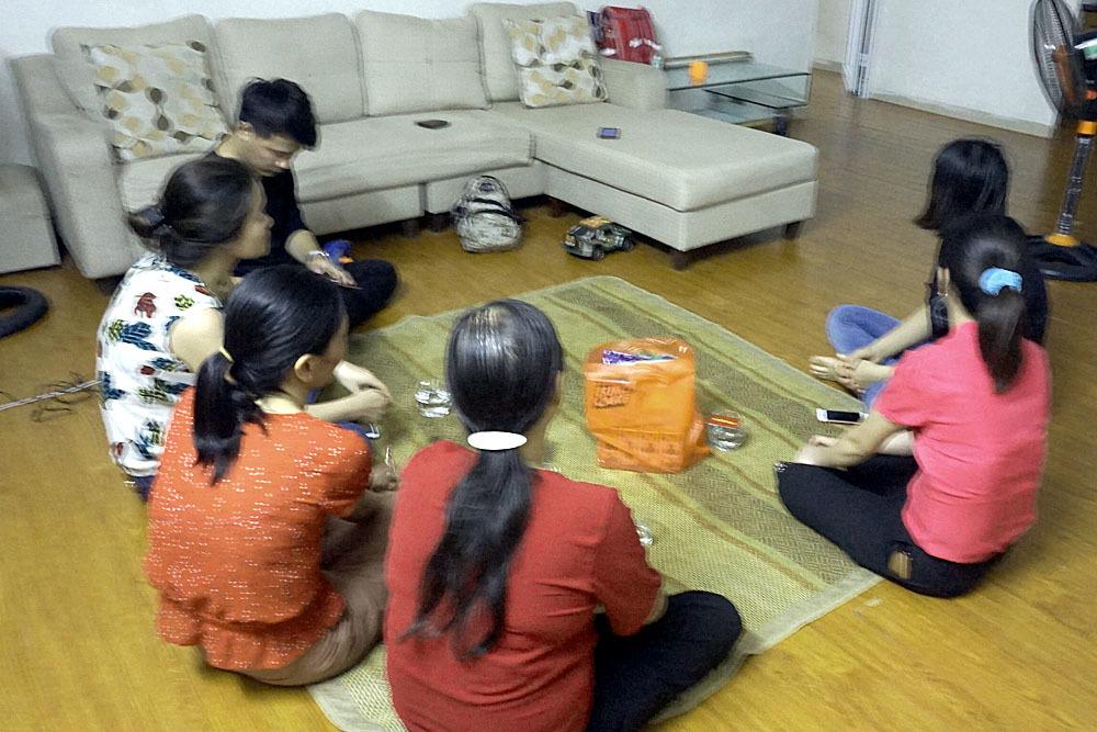 Bé gái 10 tuổi ở Hà Nội nghi bị dâm ô trong thang máy chung cư-2