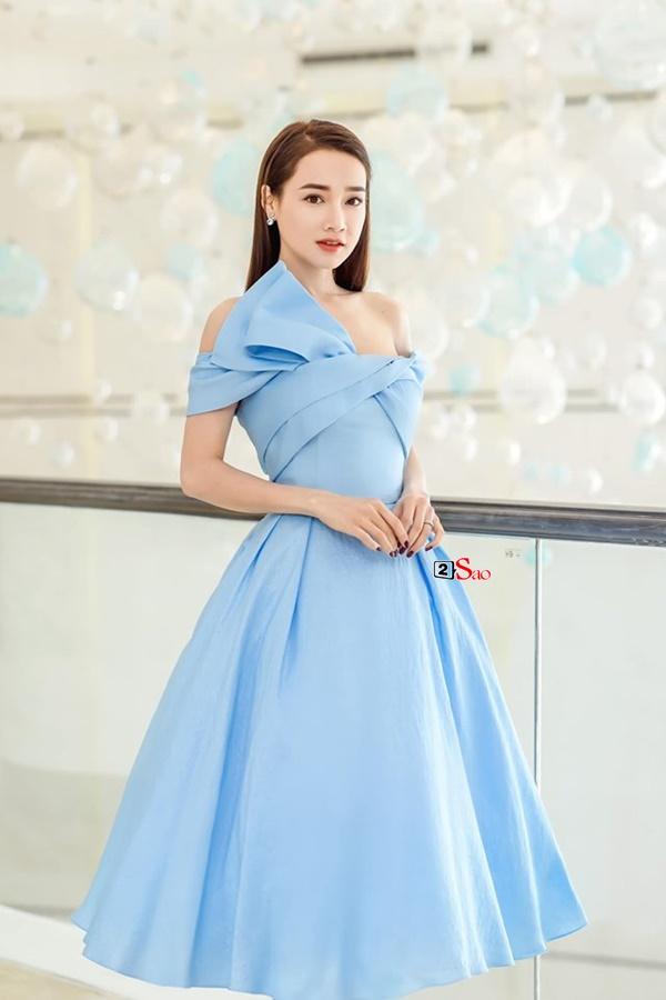 Nhã Phương liên tục đụng hàng các hoa hậu: Liệu Lương Thùy Linh, Trần Tiểu Vy, Phạm Hương và Thúy Vân có áp đảo được vợ danh hài?-2