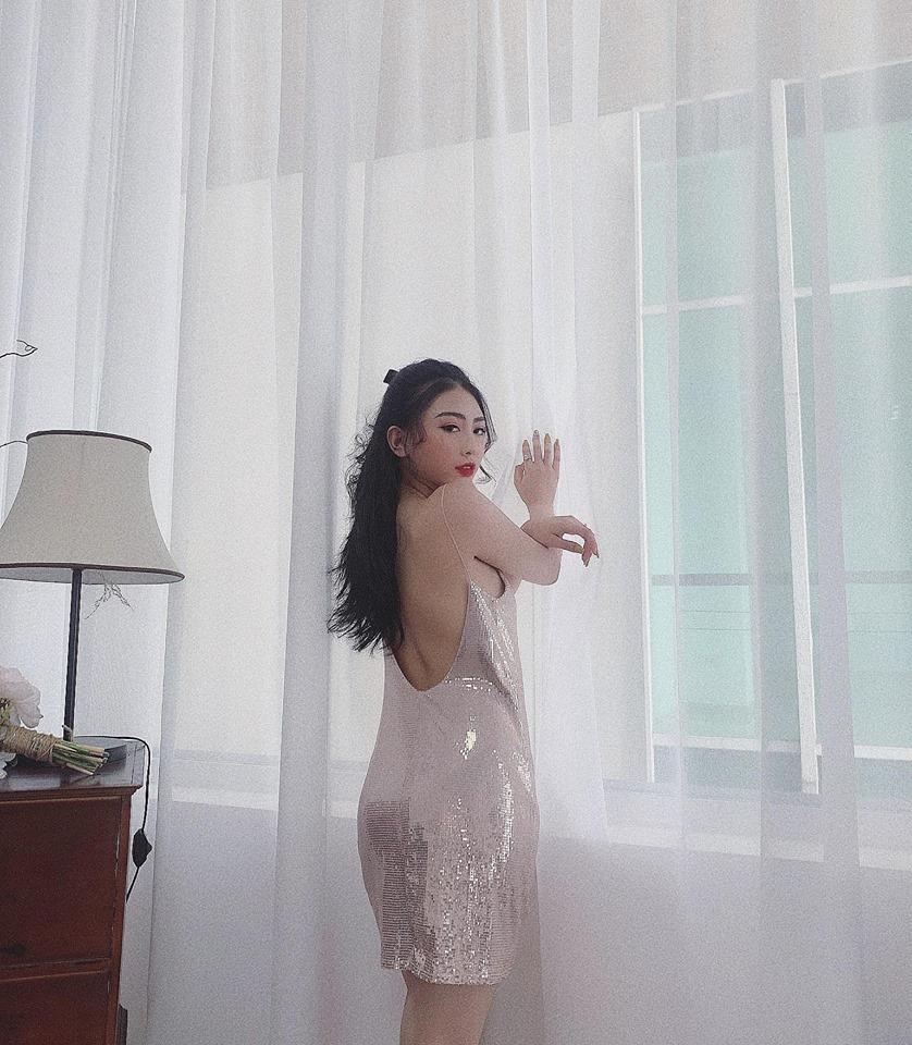 Cận cảnh gương mặt đại trà và body nóng bỏng của hotgirl hám fame xuất hiện 2s ở tập cuối Về nhà đi con-7