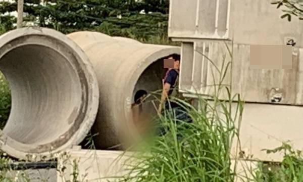 Gái xinh Sài Gòn ngang nhiên khỏa thân giữa ban ngày để các nhiếp ảnh gia vô tư tác nghiệp gây tranh cãi MXH-1