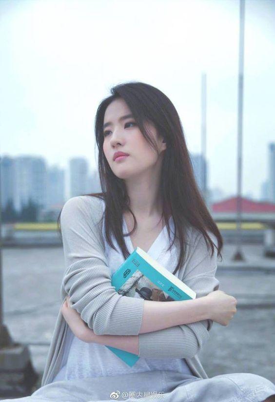 Tử vi Thứ sáu ngày 16/8/2019 của 12 cung hoàng đạo: Ma Kết hoạn nạn mới biết ai chân thành, Kim Ngưu sức khỏe đi xuống-1