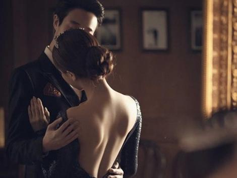 Lấy về nhà đi con làm bia đỡ để đi với gái, anh chàng bị người yêu vạch mặt đáng xấu hổ-2