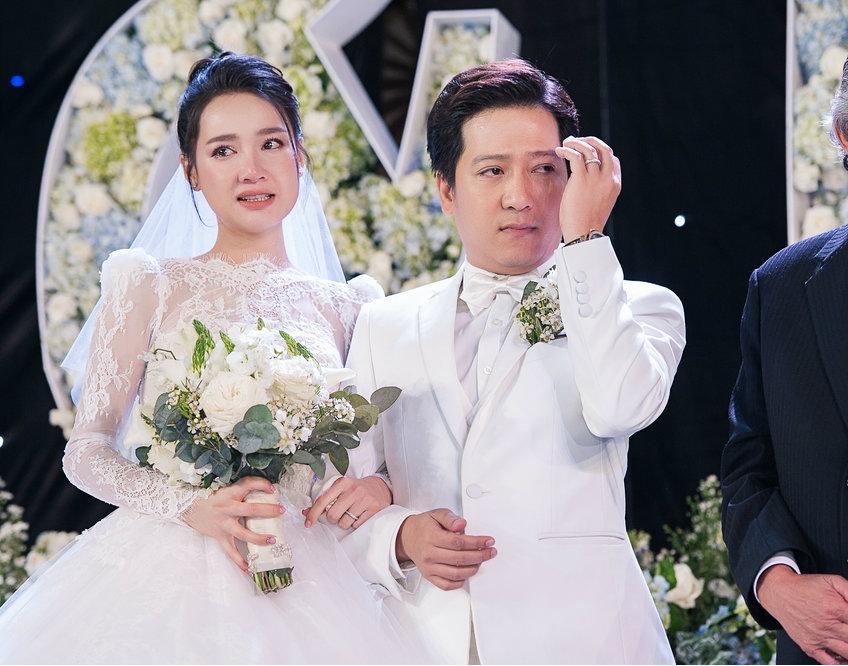 Trường Giang - Nhã Phương sau 1 năm kết hôn: Nàng thăng hoa hương sắc, chàng liên tục vướng thị phi-1