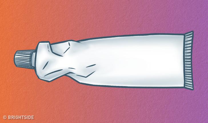 Hàng ngày bạn lấy kem đánh răng theo cách nào sẽ tiết lộ tính cách của bạn thế ấy, cùng xem nhé-3