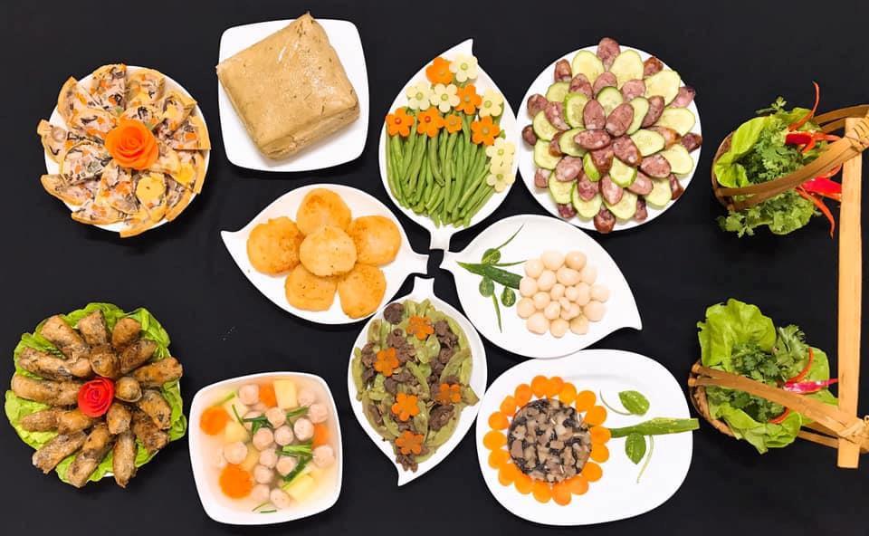 Thực đơn mâm cơm mặn đãi gia đình sum họp rằm tháng 7-5