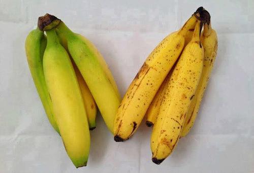Người bán chuối chẳng dại mà tiết lộ cho bạn: Mẹo chọn chuối chín tự nhiên không ngâm hóa chất-1