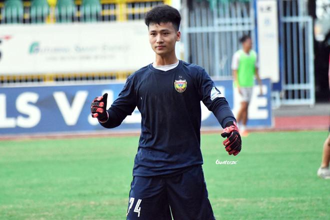 Dân mạng phát hiện đội bóng hội tụ nhiều cầu thủ cực phẩm-7