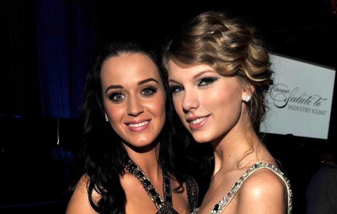 Katy Perry muốn mời Taylor Swift đến dự lễ cưới vào cuối năm-1