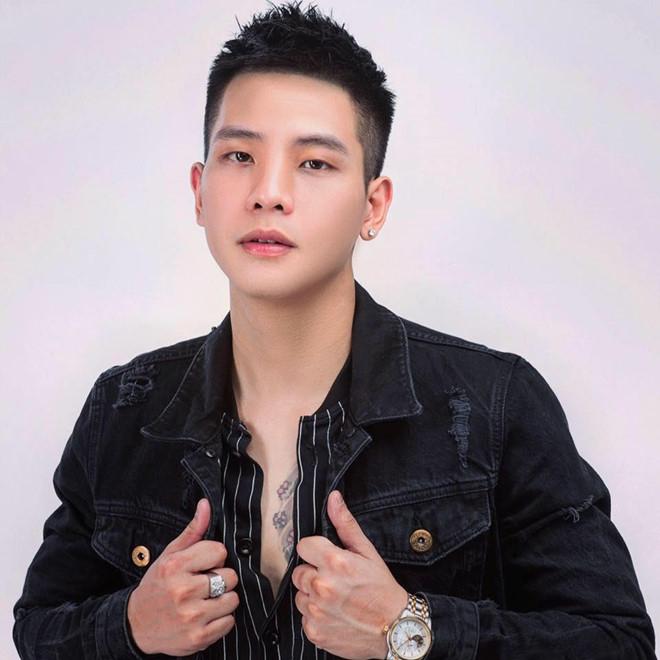 Quân A.P thường ngày có phong cách thời trang thế nào?-1