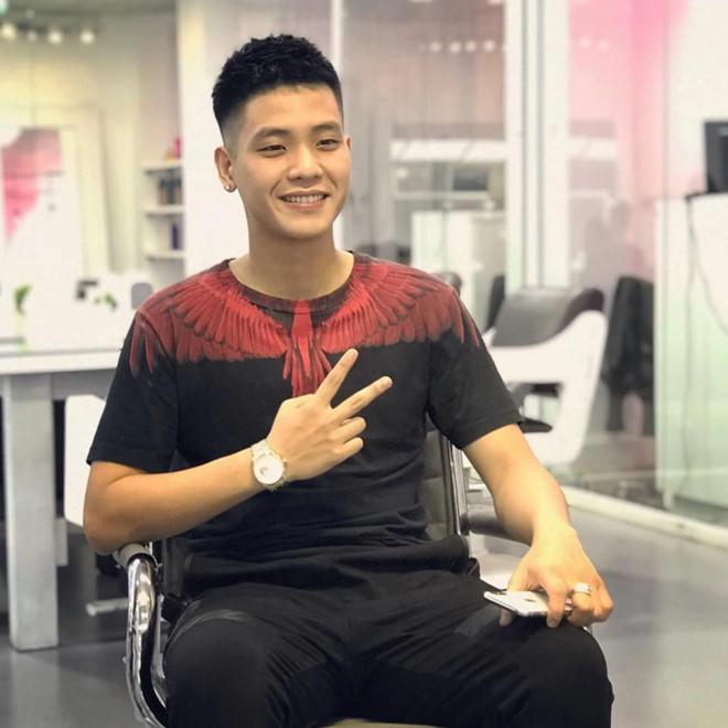 Quân A.P thường ngày có phong cách thời trang thế nào?-6