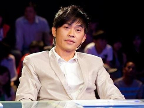 Nghệ sĩ Hoài Linh thể hiện vũ đạo, trêu chọc Mỹ Linh khi ngồi ghế nóng