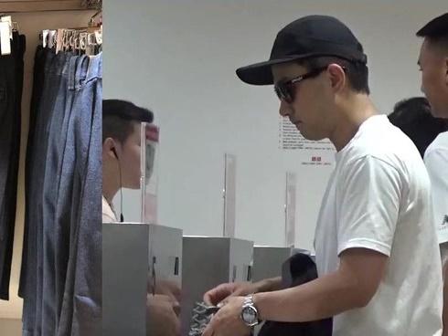 Dương Mịch đẹp sắc sảo, quyến rũ giữa tin đồn hẹn hò trai trẻ-15