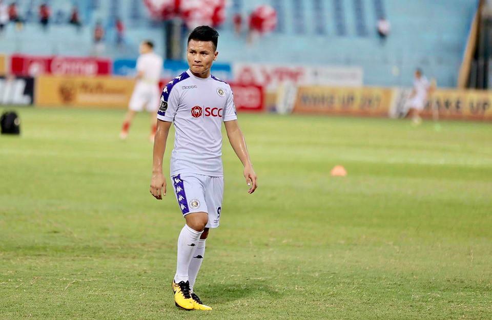 Quang Hải lảng tránh khi được hỏi mối quan hệ với Nhật Lê nhưng lại khiến fans hả hê trước tin đồn có bạn gái mới-4