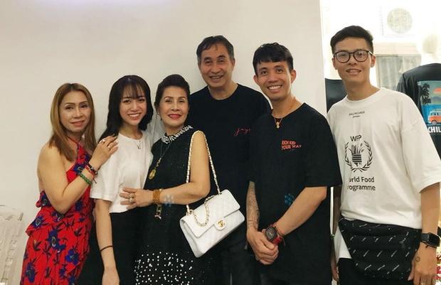 Ái nữ nhà Minh Nhựa nhá hàng đám cưới tuổi 20 bằng hậu trường chụp ảnh cưới cực nhây tại Đà Lạt-2