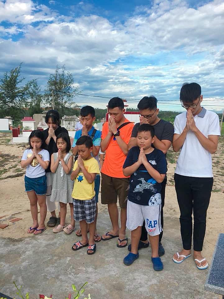 Khép lại tranh cãi sau ly hôn, vợ cũ Thành Trung vui vẻ khi con gái về thăm quê nội cùng bố-6