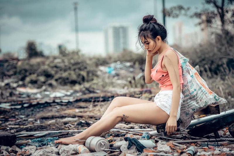 Đi nhặt ve chai nhưng phong cách thời trang phang hoàn cảnh của gái xinh Sài Gòn gây xôn xao mạng xã hội-2