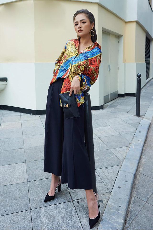 Chị Huệ Thu Quỳnh lên đồ sành điệu - Hương Giang phô thân hình mỏng như lá lúa với combo thời trang kiệm vải-1