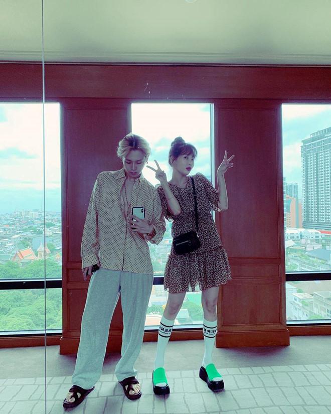HyunA và người yêu chăm diện đồ đôi, có gu thời trang độc lạ-2