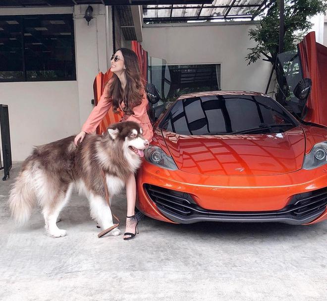 Hotgirl con lai khoe ảnh đẹp xuất sắc bên siêu xe, đến khi xem ảnh đời thường mới thực sự choáng váng-2