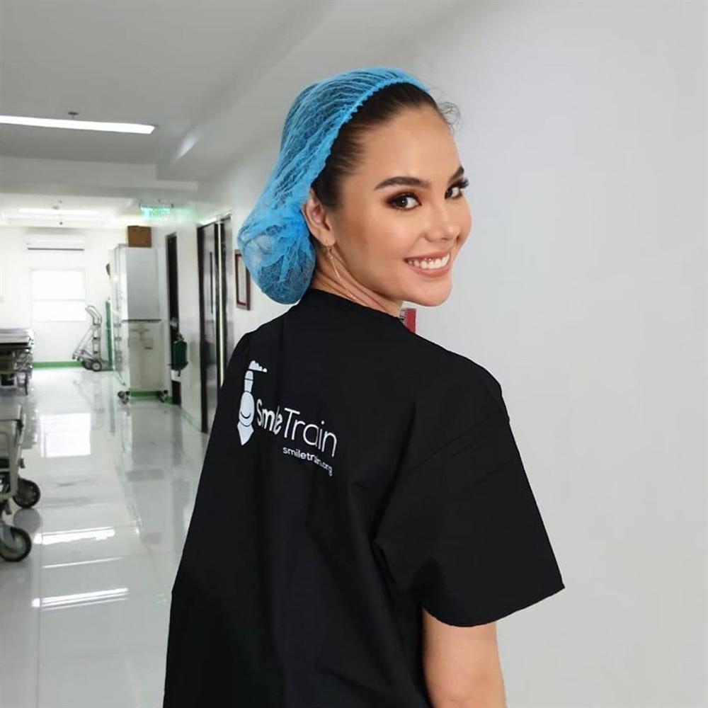 Bản tin Hoa hậu Hoàn vũ 17/8: Tóc đẹp váy cũng đẹp, HHen Niê bất ngờ giật spotlight của Phạm Hương-10