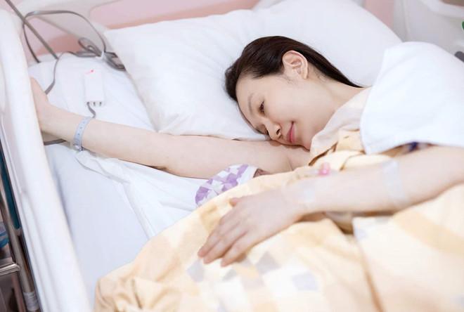 Vợ Tuấn Hưng kể đau đớn và liều lĩnh vì sinh mổ 3 lần trong 5 năm-1