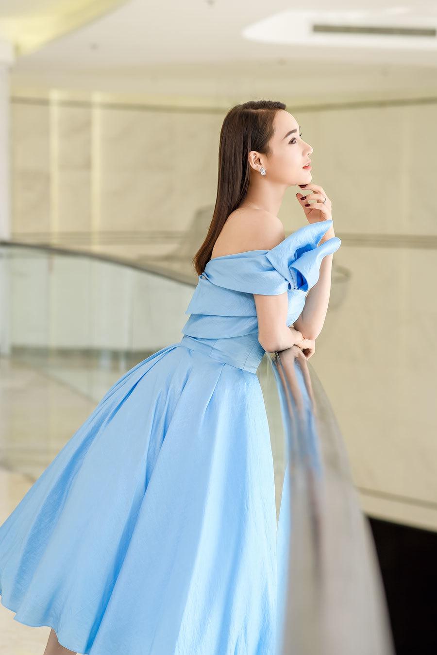 Mòn con mắt với gái một con Nhã Phương-7