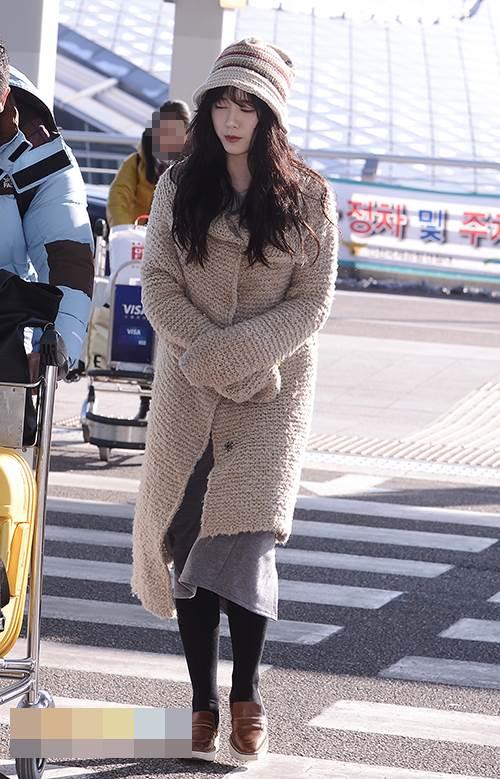 Lẽ nào ly hôn là lý do khiến nàng Cỏ Goo Hye Sun sụt giảm phong độ thời trang lẫn nhan sắc đến vậy-8