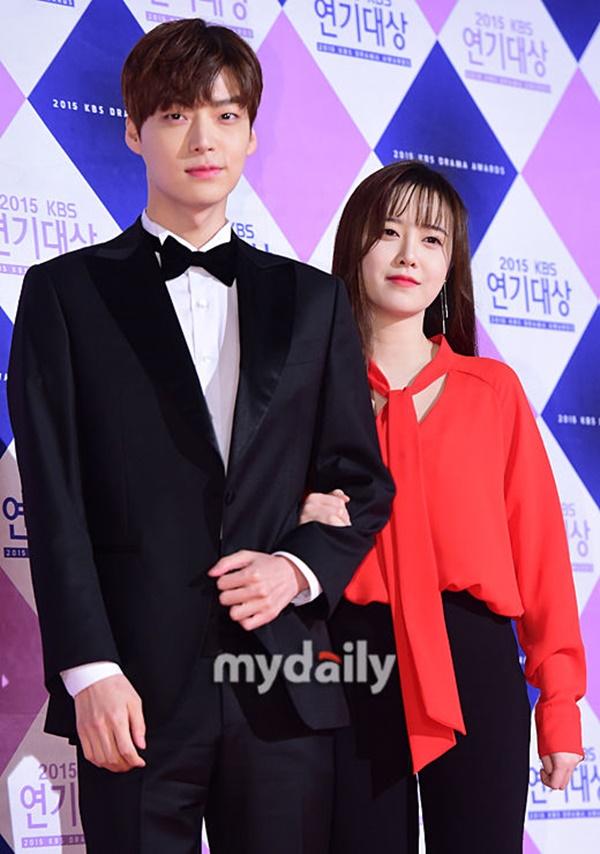 Công ty quản lý xác nhận Goo Hye Sun và Ahn Jae Hyun đã hoàn tất thủ tục ly hôn-2