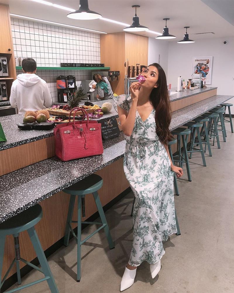 Hoa hậu Phạm Hương nhận định sống an yên tự khắc sẽ xinh đẹp-1