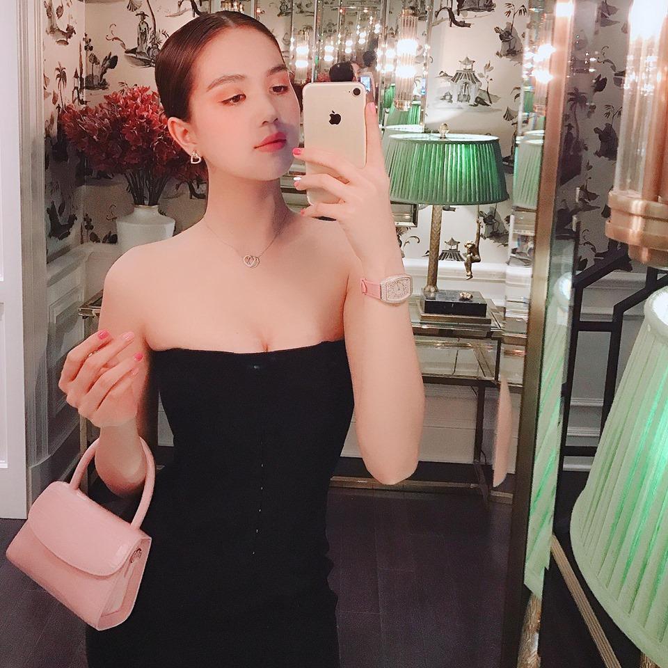 Hoa hậu Phạm Hương nhận định sống an yên tự khắc sẽ xinh đẹp-7