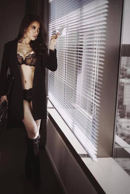 Hoa hậu Phạm Hương nhận định sống an yên tự khắc sẽ xinh đẹp-9