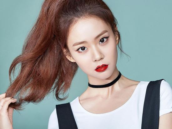 Tử vi tuần mới 12 con giáp từ 19/8/2019 - 25/8/2019: Tuất nhiều người theo đuổi, Sửu đối mặt nợ nần