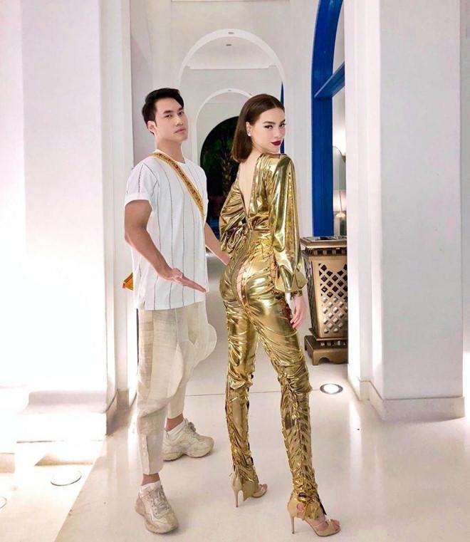 Hồ Ngọc Hà ăn mặc lạ lùng: Nhìn sau tưởng top bra, quay trước nhầm thành áo yếm-9