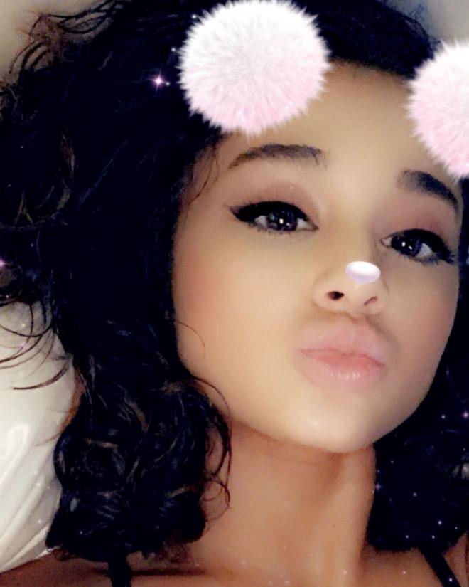 Ariana Grande khiến fan bất ngờ khi lộ ảnh tóc thật của mình-2