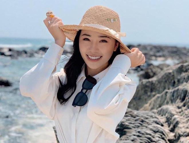 Hot girl ‘Loa Phường’: Nhan sắc là vũ khí lợi hại nên phải tận dụng-7