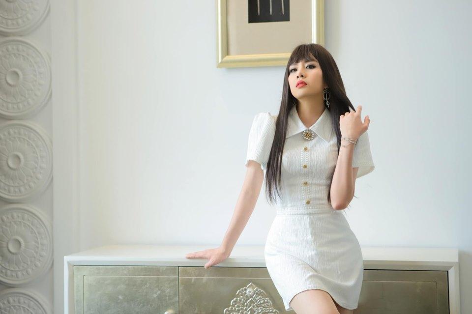 Giả gái đỉnh cao như Duy Khánh: Kết nạp hết Hương Giang, Minh Hằng giờ lại đến mỹ nhân Thái Baifern vào hội chị em song sinh-4