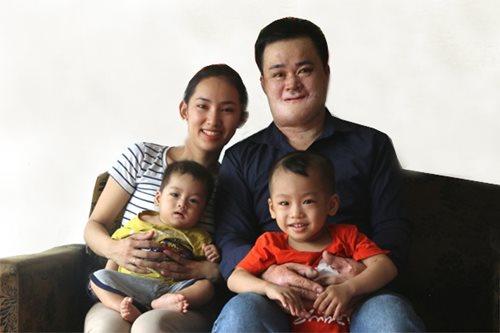 Quyết lấy chàng trai bị bỏng nặng 3 năm về trước, cô gái xinh đẹp có hạnh phúc viên mãn-3