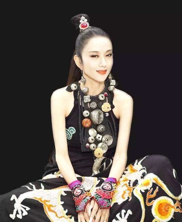 Nhan sắc mỹ nhân Anh hùng xạ điêu U60 không ăn cơm suốt 20 năm-5