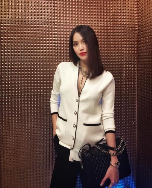 Mang thai 6-7 tháng, Lan Khuê than thở tạo dáng quá trời mà không được tấm nào nhưng fan vẫn tò mò: Ủa chị bầu chỗ nào-12