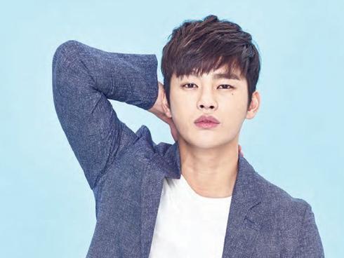 Theo nhân tướng học, đàn ông có má lúm đồng tiền, tương lai sự nghiệp sẽ ra sao?-4