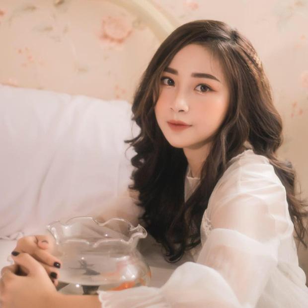 Loạt bằng chứng khẳng định Văn Đức đã chia tay Ngọc Nữ lại còn có ngay bạn gái mới cực xinh đẹp?-11