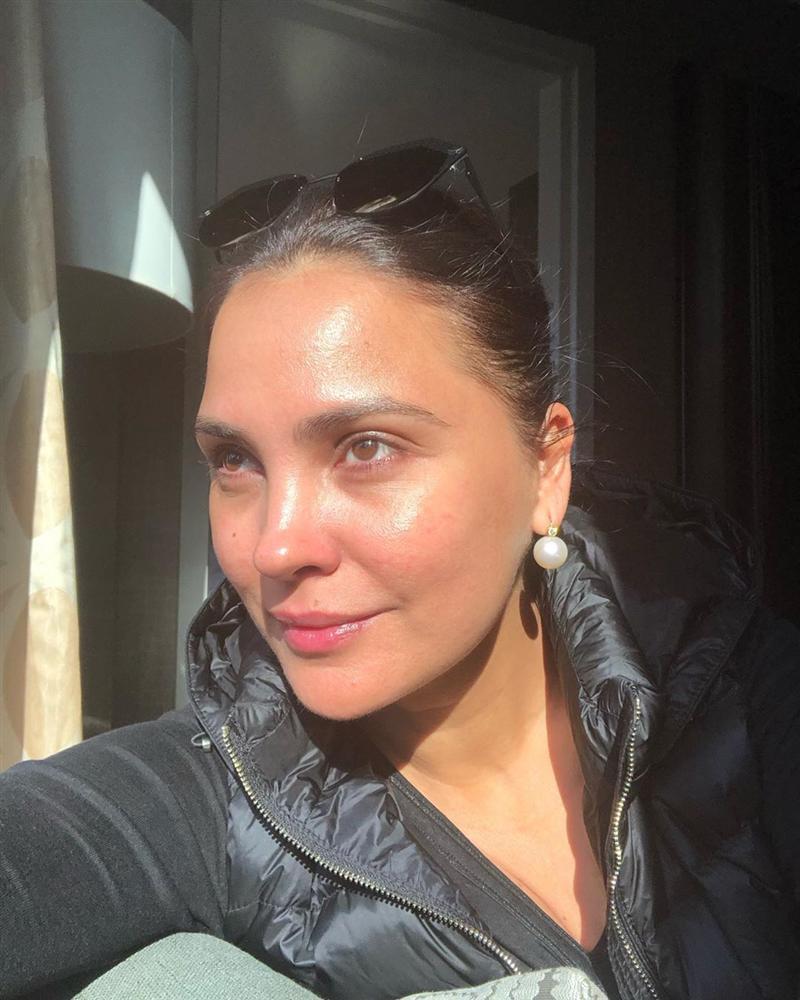 Bản tin Hoa hậu Hoàn vũ 20/8: Ontop 3 bảng xếp hạng, Hoàng Thùy sẽ lập kỳ tích như HHen Niê?-6