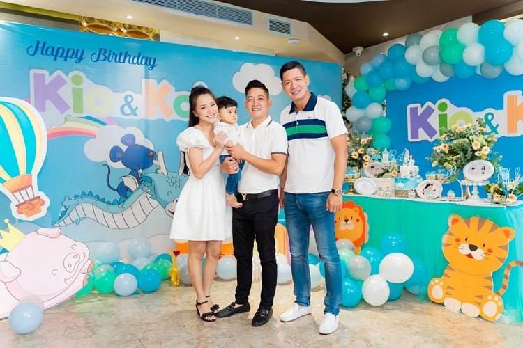 Cho vợ 100 triệu sắm đồ một tháng, chồng Hải Băng vẫn ăn diện giản dị thế này đây!-12