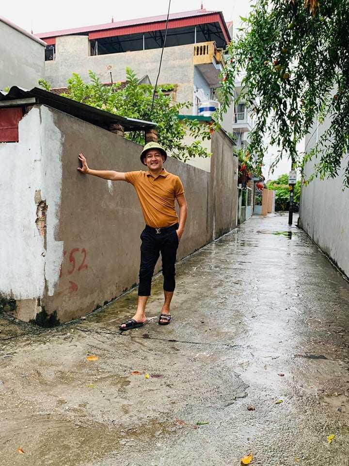 Cho vợ 100 triệu sắm đồ một tháng, chồng Hải Băng vẫn ăn diện giản dị thế này đây!-14