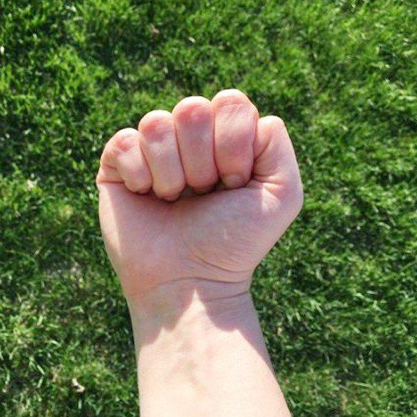 Xem cách nắm tay, bắt thóp ngay tính cách người đối diện-3