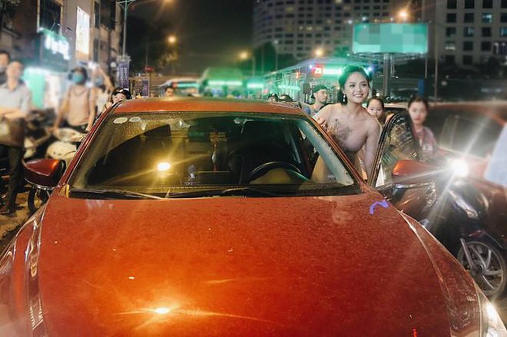 Dàn sao Về Nhà Đi Con thăng hạng sau khi hết phim: Người lên đời xế xịn, người tậu luôn villa-4