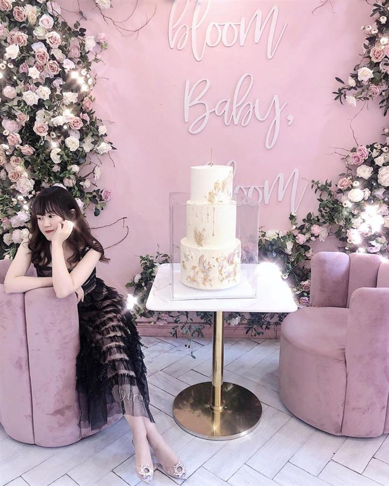 Bỏ túi danh sách quán cà phê màu hồng cho hội bánh bèo-3