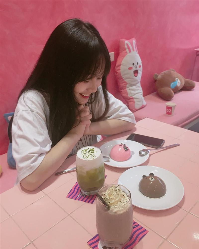 Bỏ túi danh sách quán cà phê màu hồng cho hội bánh bèo-6